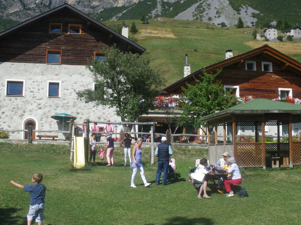 Agriturismo Raethia Isolaccia Exteriér fotografie