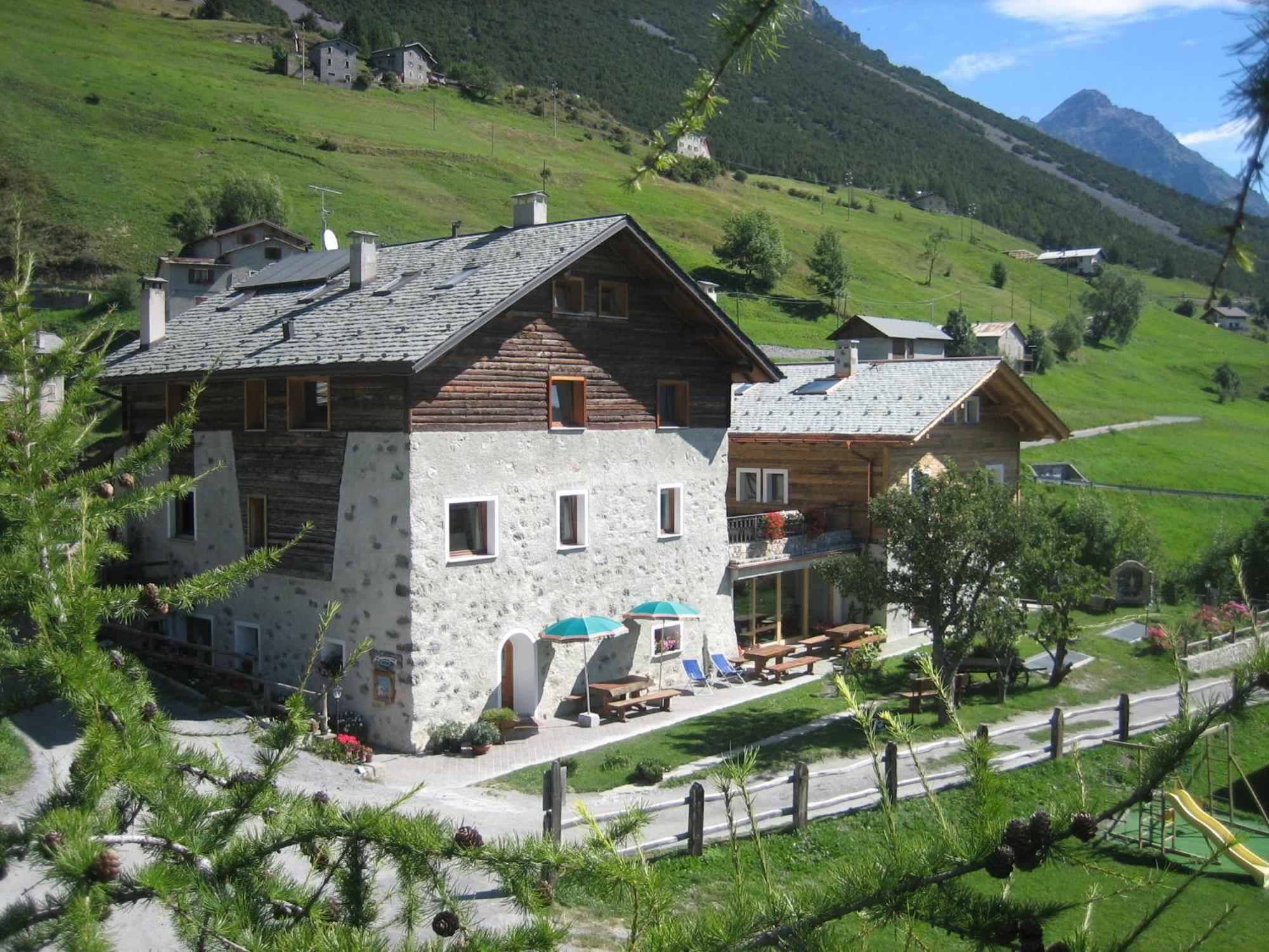 Agriturismo Raethia Isolaccia Exteriér fotografie