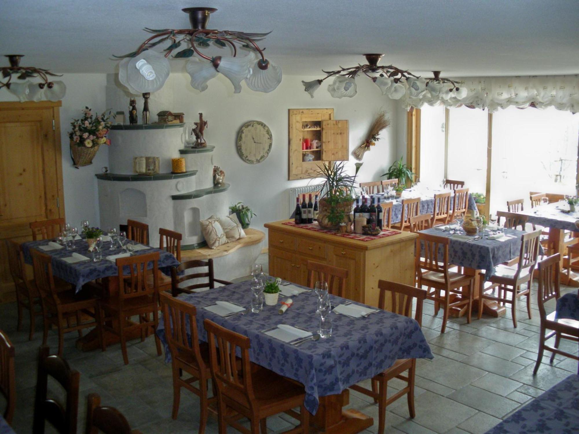 Agriturismo Raethia Isolaccia Exteriér fotografie