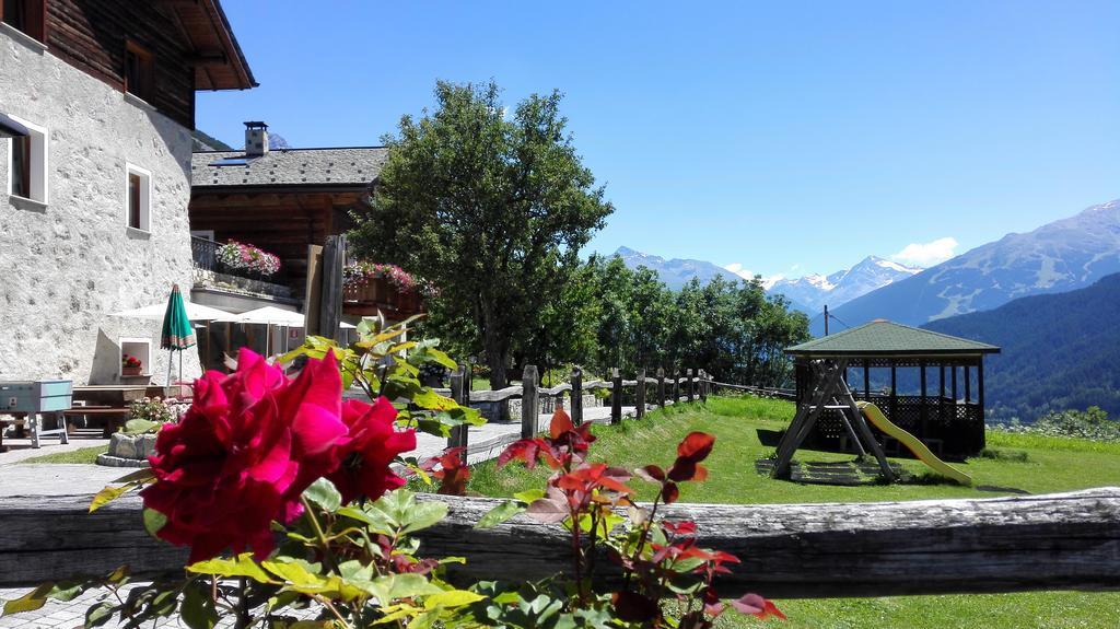 Agriturismo Raethia Isolaccia Exteriér fotografie