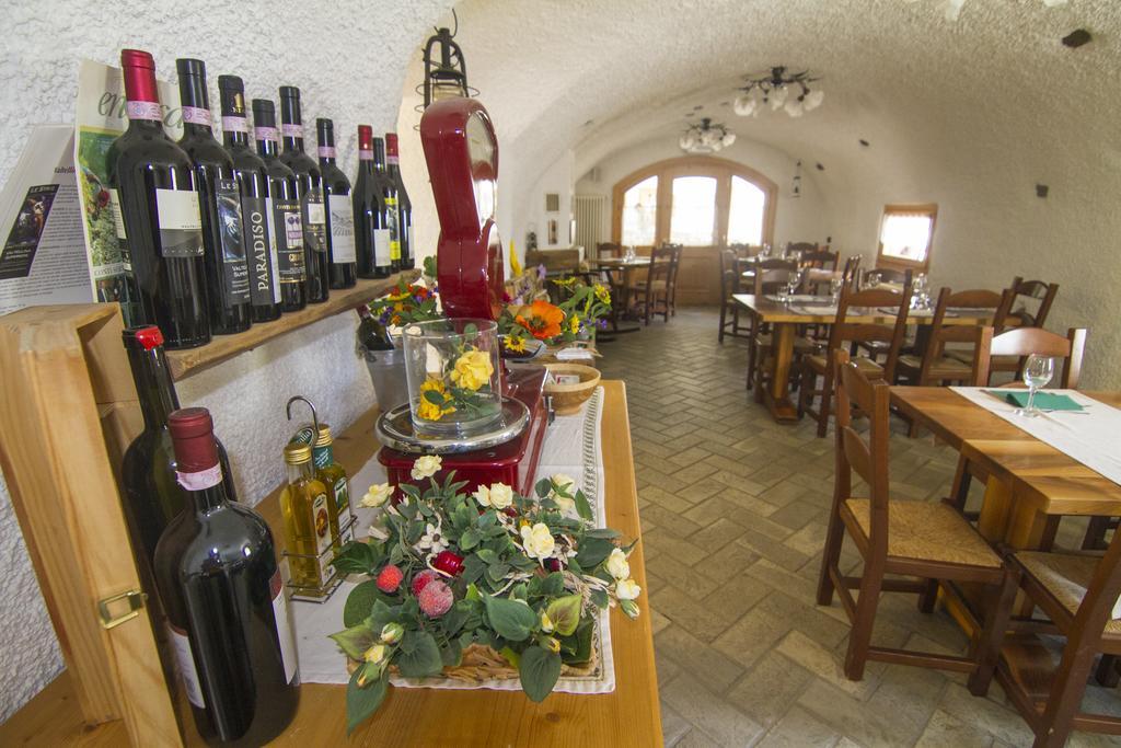 Agriturismo Raethia Isolaccia Exteriér fotografie
